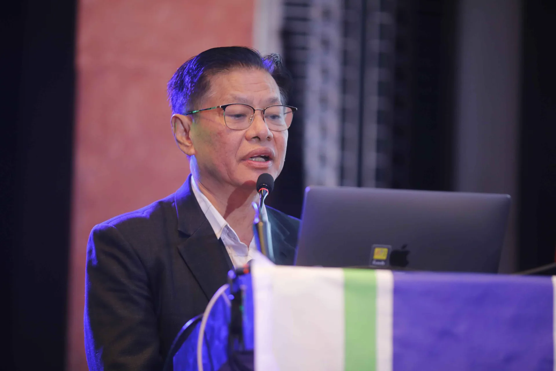 PLENARY LECTURES